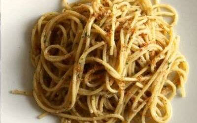 Spaghetti with anchovies